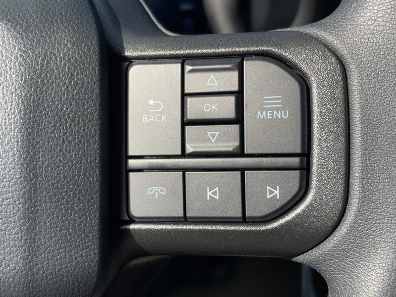 Ford F-150 Vehicle Full-screen Gallery Image 13