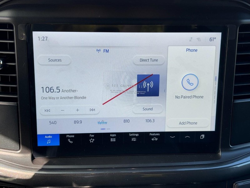 Ford F-150 Vehicle Full-screen Gallery Image 15