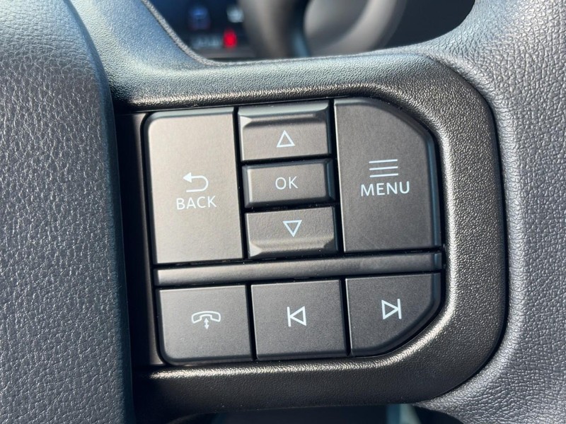 Ford F-150 Vehicle Full-screen Gallery Image 14