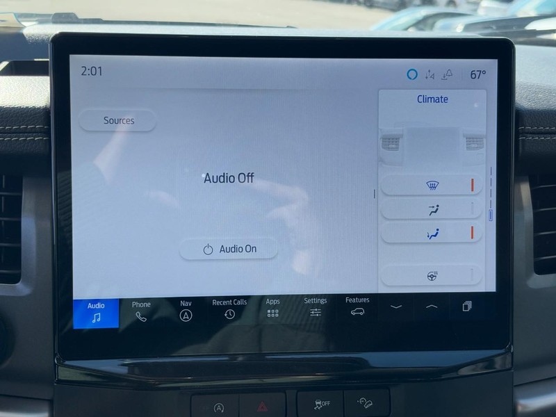 Ford Expedition Max Vehicle Full-screen Gallery Image 21