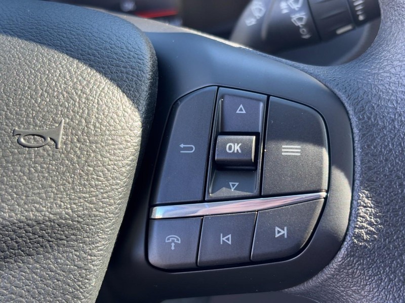 Ford Transit Cargo Van Vehicle Full-screen Gallery Image 10