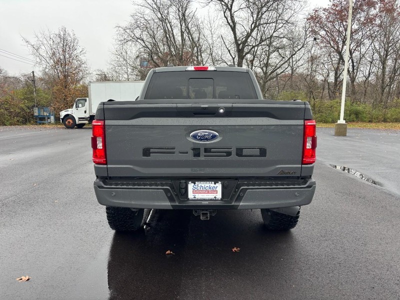 Ford F-150 Vehicle Full-screen Gallery Image 05