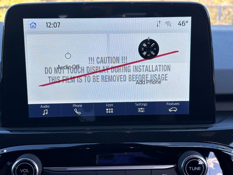 Ford Escape Vehicle Full-screen Gallery Image 08