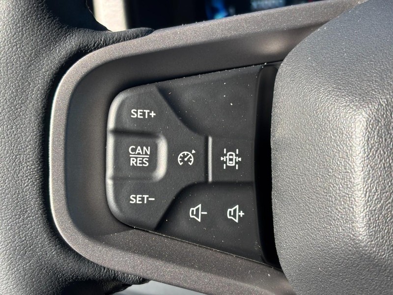 Ford Bronco Vehicle Full-screen Gallery Image 12