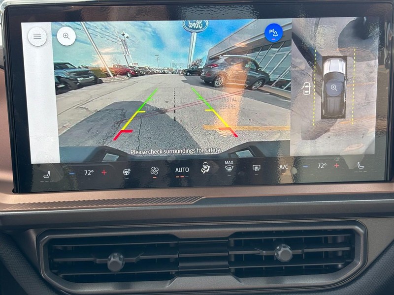 Ford Bronco Sport Vehicle Full-screen Gallery Image 16