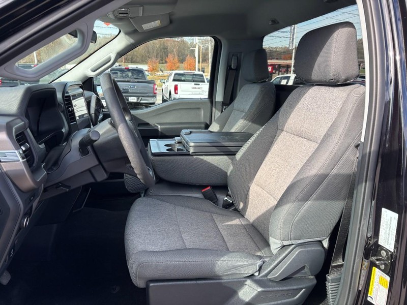 Ford F-150 Vehicle Full-screen Gallery Image 10