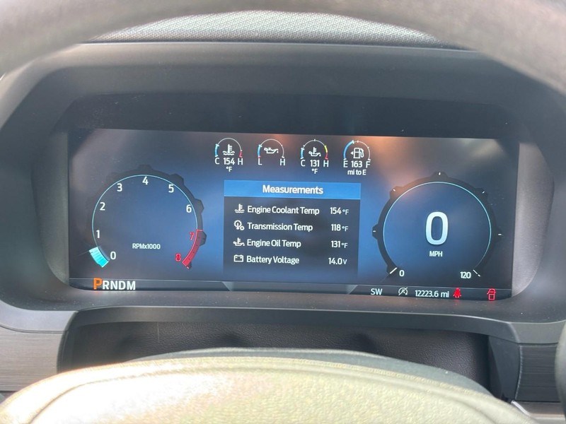 Ford F-150 Vehicle Full-screen Gallery Image 14