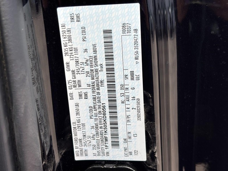 Ford F-150 Vehicle Full-screen Gallery Image 21