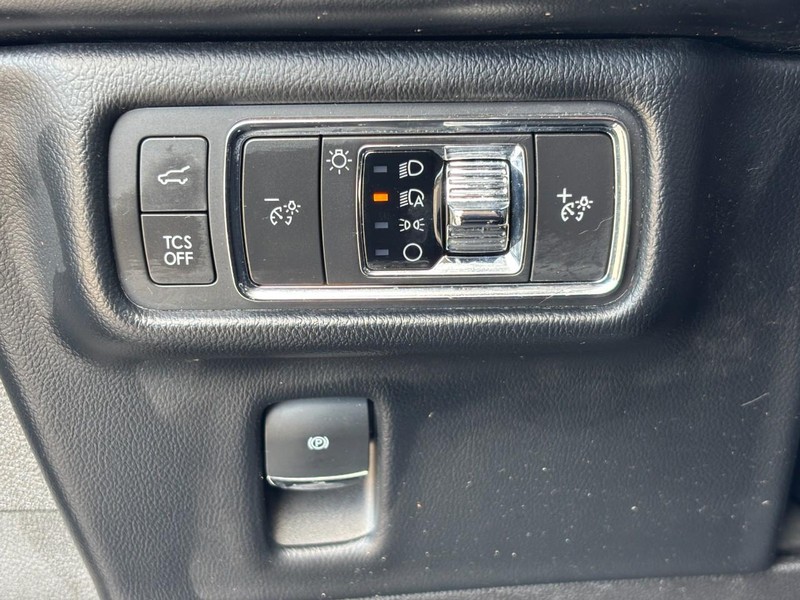 Lincoln Nautilus Vehicle Full-screen Gallery Image 17