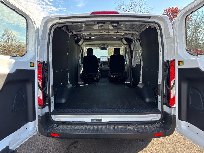 Ford Transit Cargo Van Vehicle Full-screen Gallery Image 04