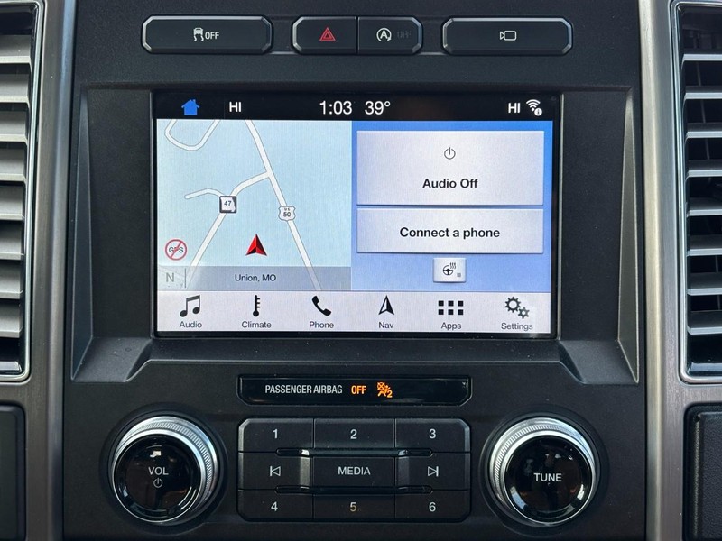 Ford F-150 Vehicle Full-screen Gallery Image 13