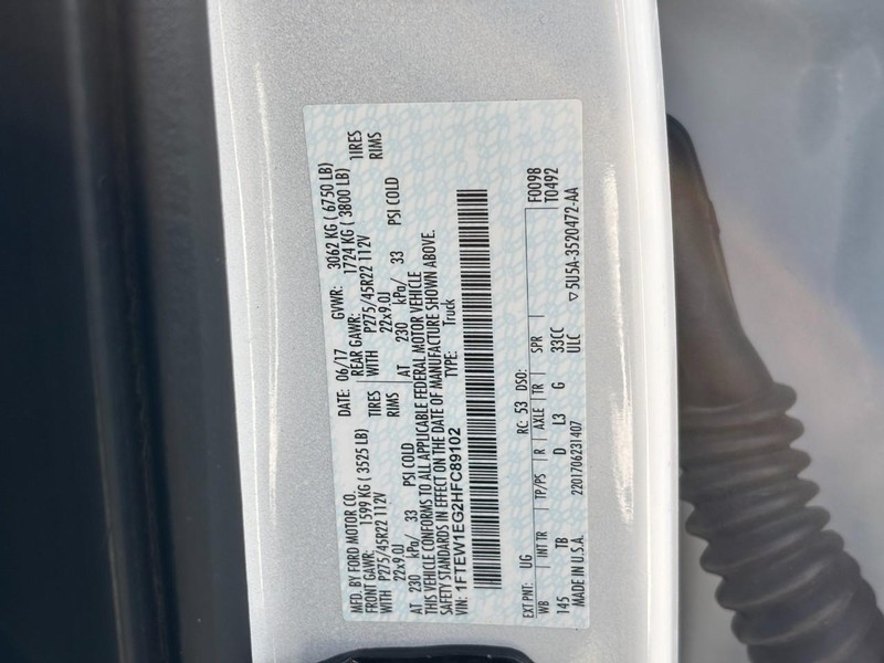 Ford F-150 Vehicle Full-screen Gallery Image 28