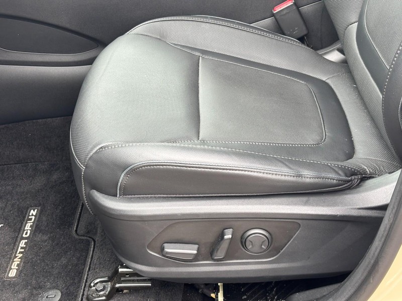 Hyundai Santa Cruz Vehicle Full-screen Gallery Image 23