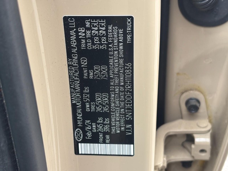 Hyundai Santa Cruz Vehicle Full-screen Gallery Image 25