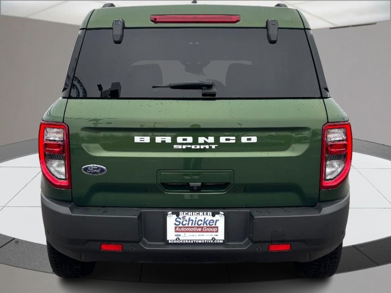 Ford Bronco Sport Vehicle Full-screen Gallery Image 04