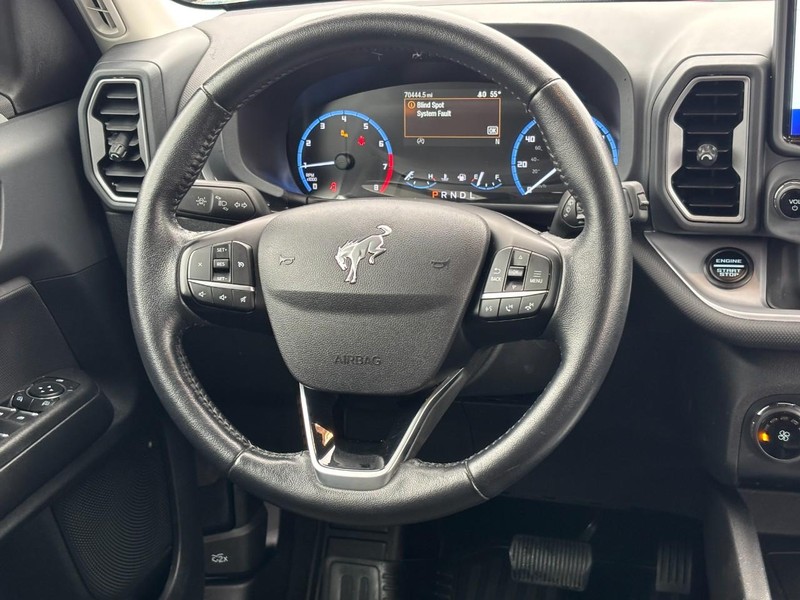 Ford Bronco Sport Vehicle Full-screen Gallery Image 11