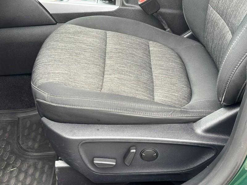 Ford Bronco Sport Vehicle Full-screen Gallery Image 24