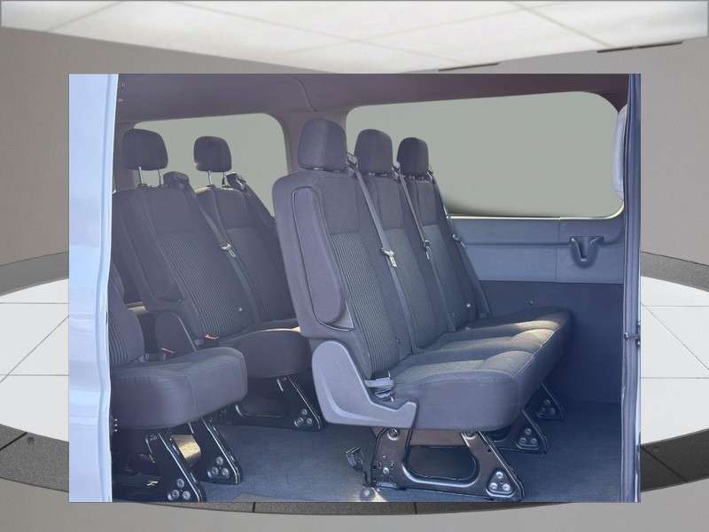 Ford Transit Wagon Vehicle Full-screen Gallery Image 09