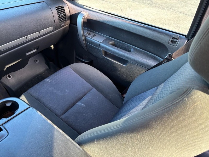 GMC Sierra 1500 Vehicle Full-screen Gallery Image 13