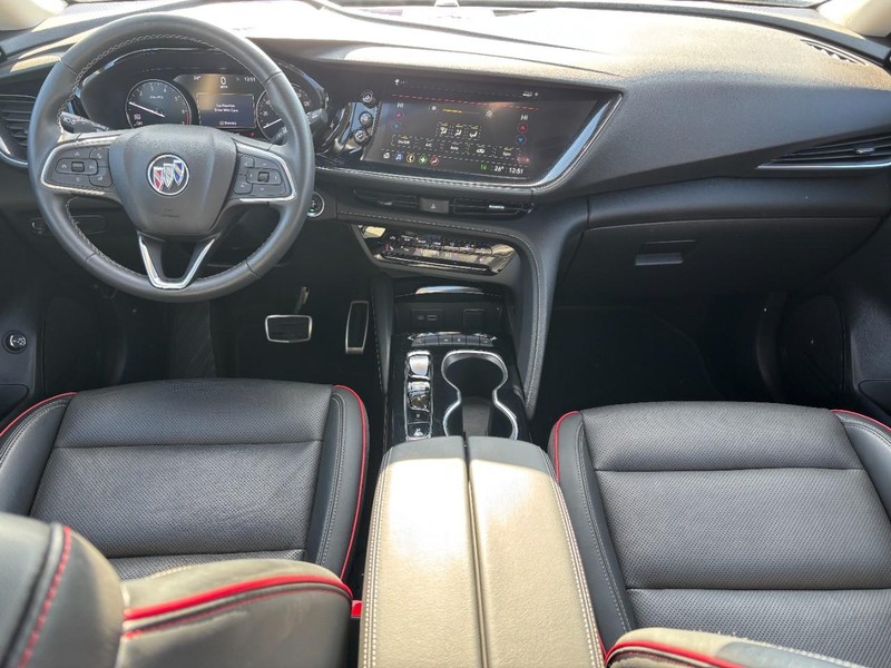 Buick Envision Vehicle Full-screen Gallery Image 11