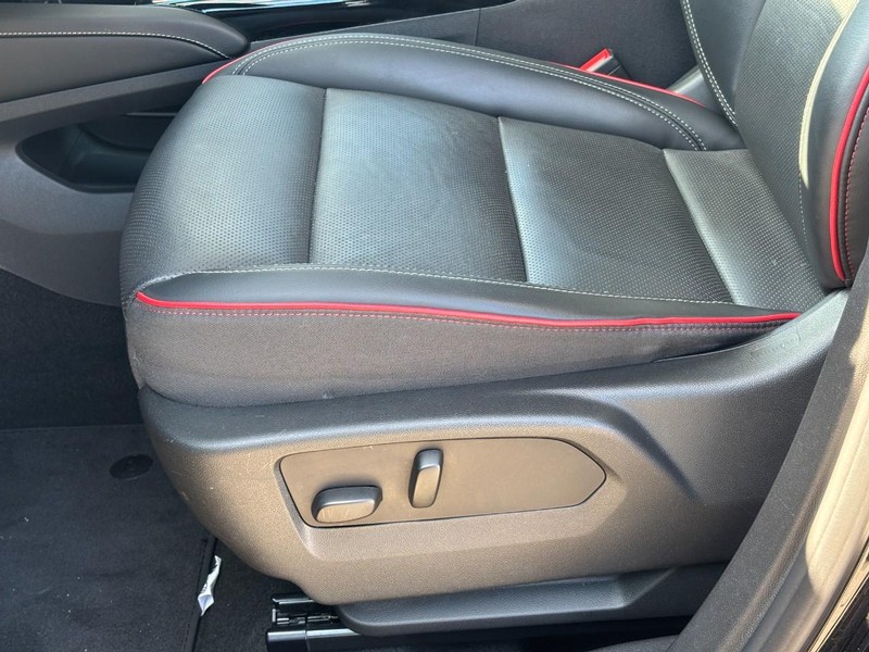 Buick Envision Vehicle Full-screen Gallery Image 25