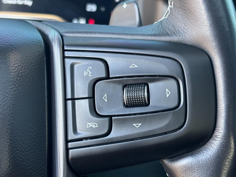 GMC Sierra 1500 Vehicle Full-screen Gallery Image 18