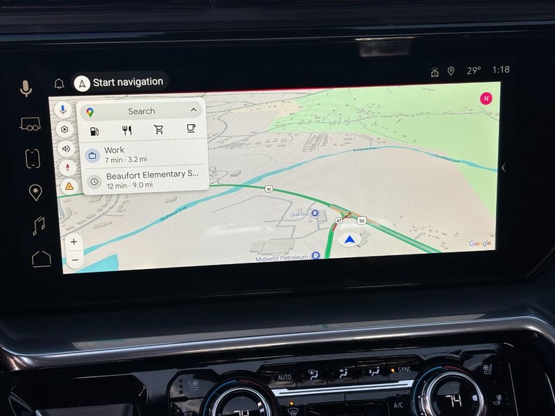 GMC Sierra 1500 Vehicle Full-screen Gallery Image 22