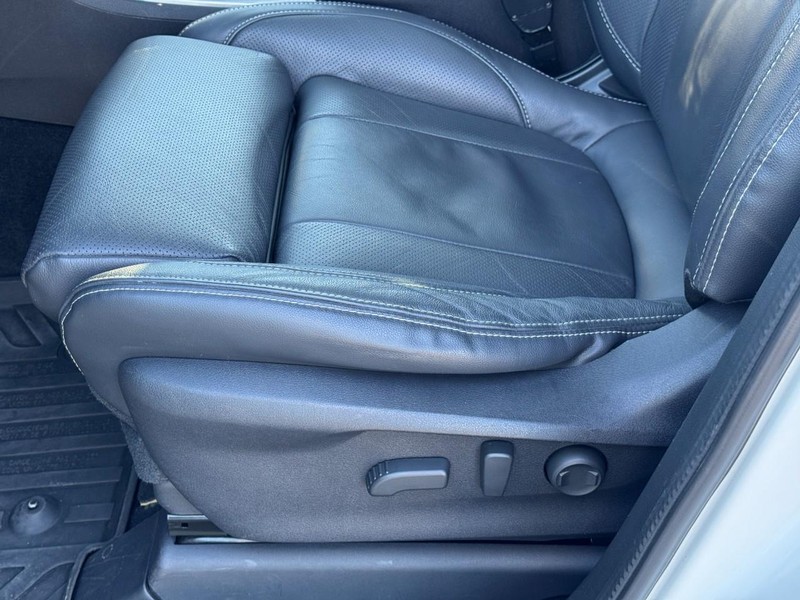 Subaru Ascent Vehicle Full-screen Gallery Image 29