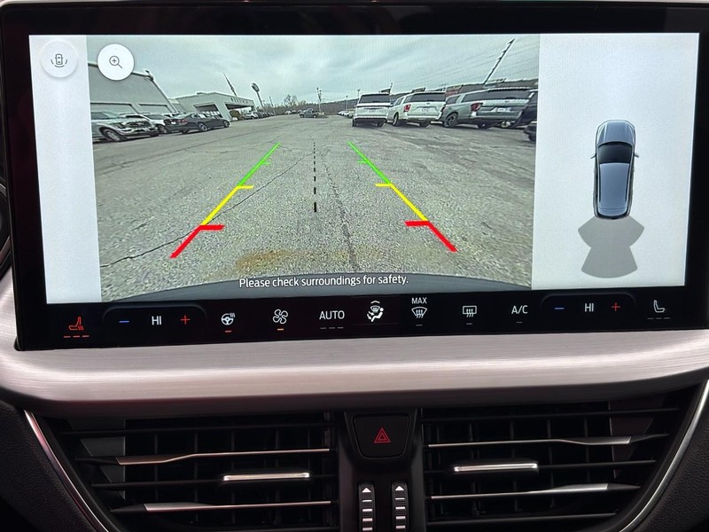 Ford Escape Vehicle Full-screen Gallery Image 21