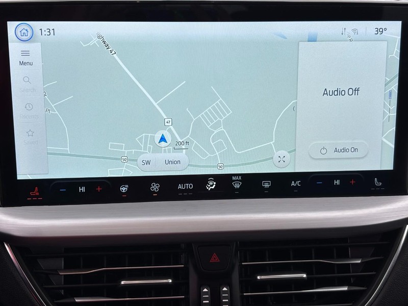 Ford Escape Vehicle Full-screen Gallery Image 22