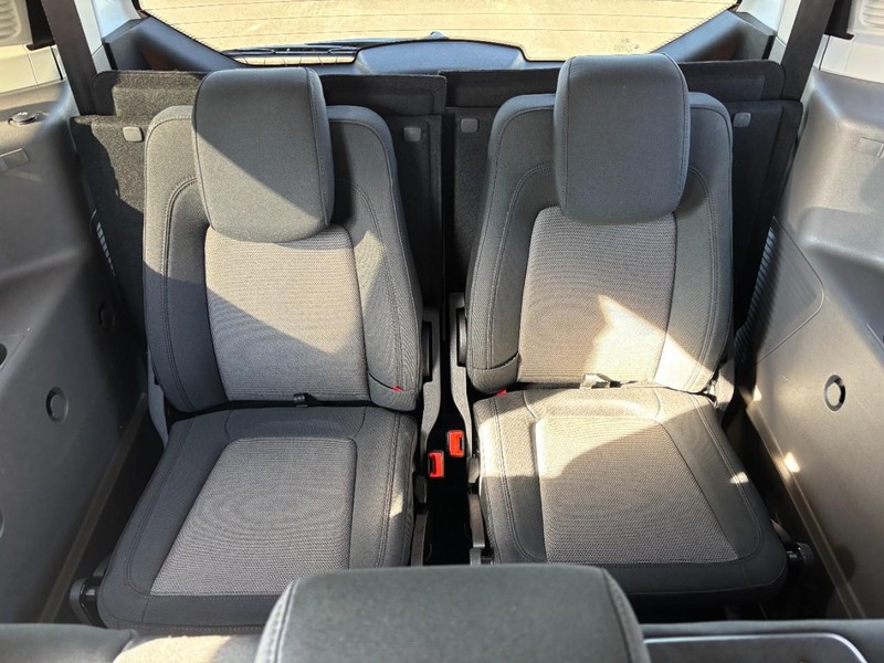 Ford Transit Connect Wagon Vehicle Full-screen Gallery Image 11