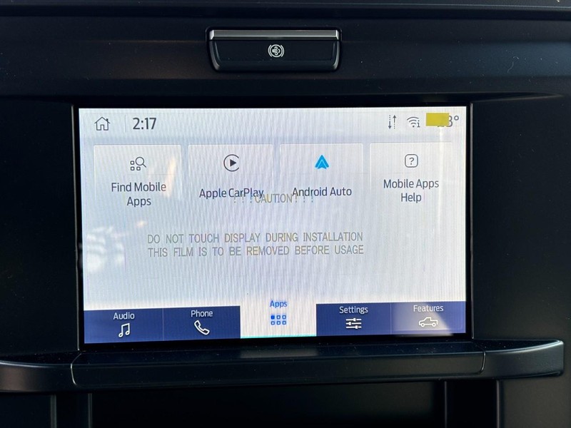 Ford Super Duty F-450 DRW Vehicle Full-screen Gallery Image 10