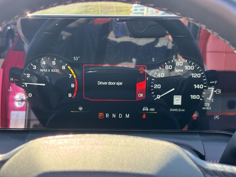 Ford Mustang Vehicle Full-screen Gallery Image 15