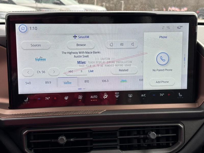 Ford Bronco Sport Vehicle Full-screen Gallery Image 15