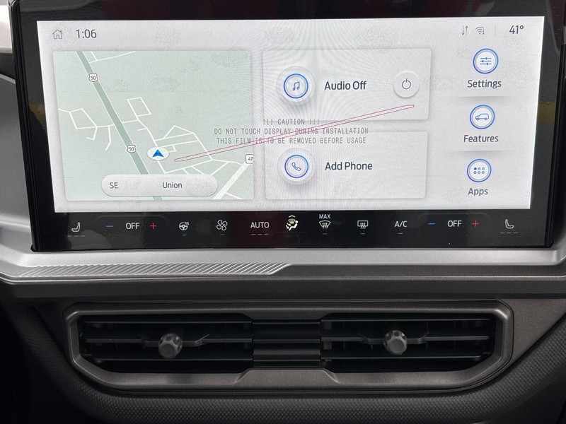 Ford Bronco Sport Vehicle Full-screen Gallery Image 08