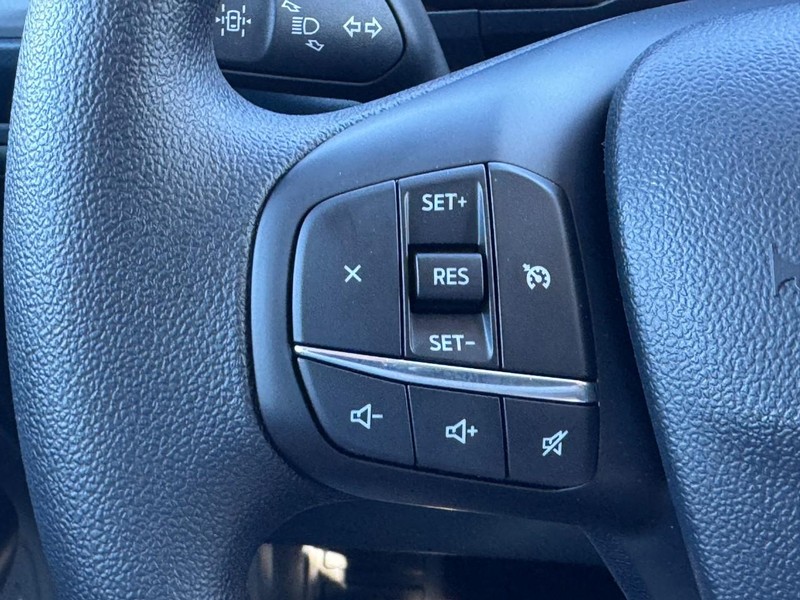 Ford Maverick Vehicle Full-screen Gallery Image 12