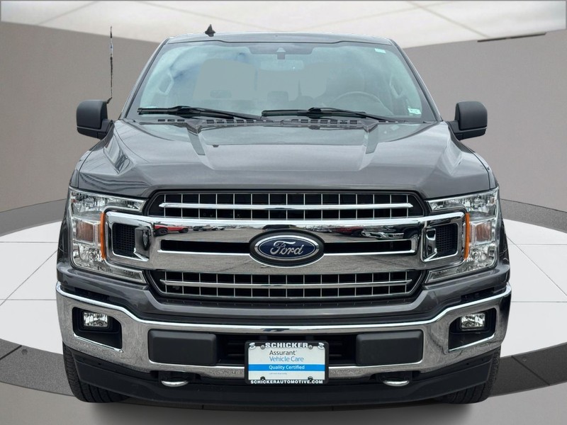 Ford F-150 Vehicle Full-screen Gallery Image 09