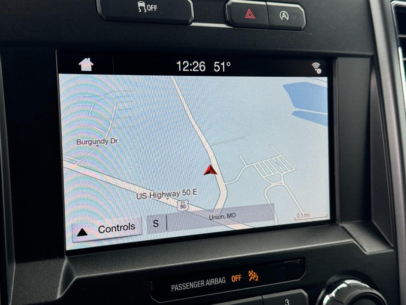 Ford F-150 Vehicle Full-screen Gallery Image 21