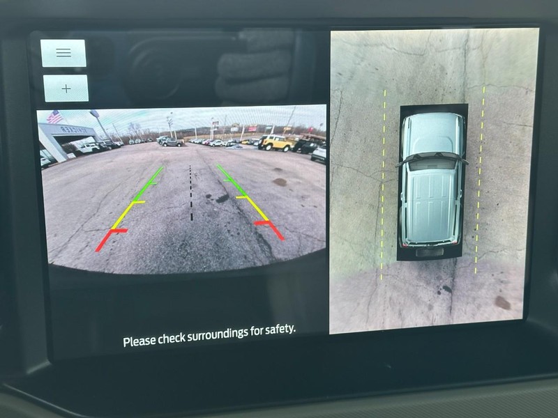 Ford Bronco Vehicle Full-screen Gallery Image 22