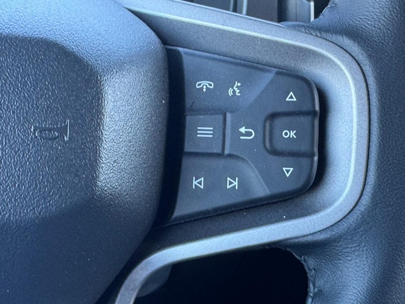 Ford Bronco Vehicle Full-screen Gallery Image 14