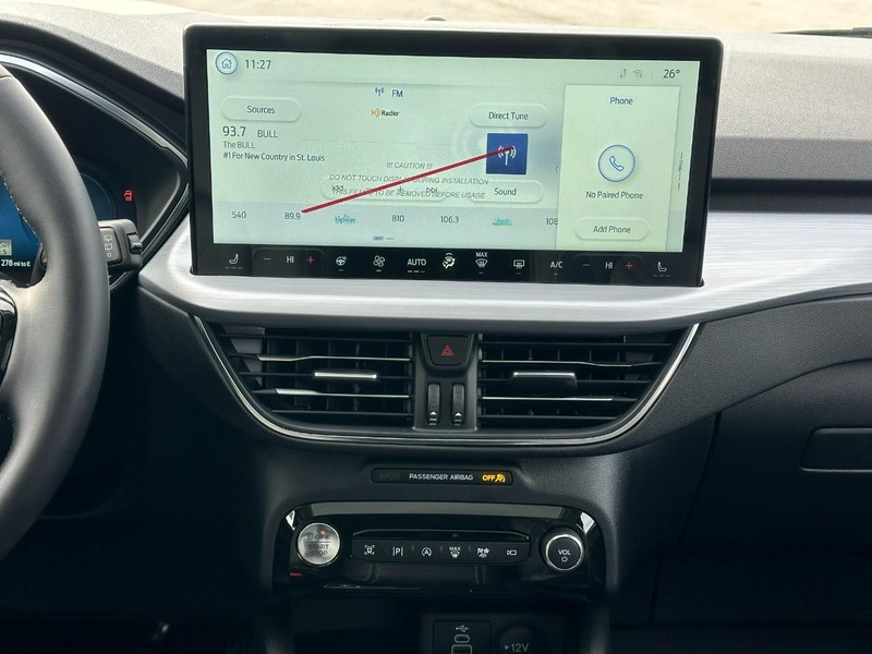 Ford Escape Vehicle Full-screen Gallery Image 08