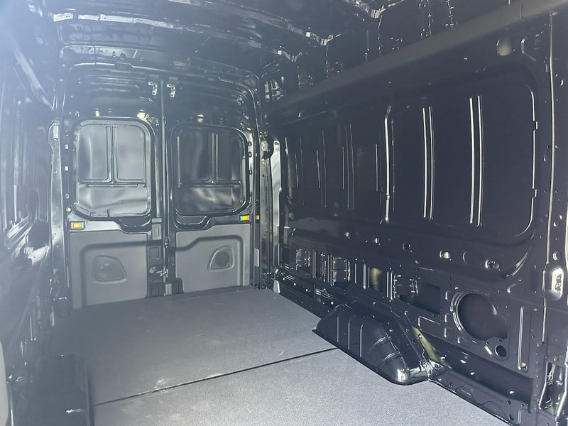 Ford Transit Cargo Van Vehicle Full-screen Gallery Image 05