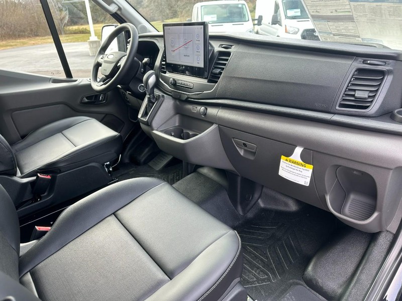 Ford Transit Cargo Van Vehicle Full-screen Gallery Image 08