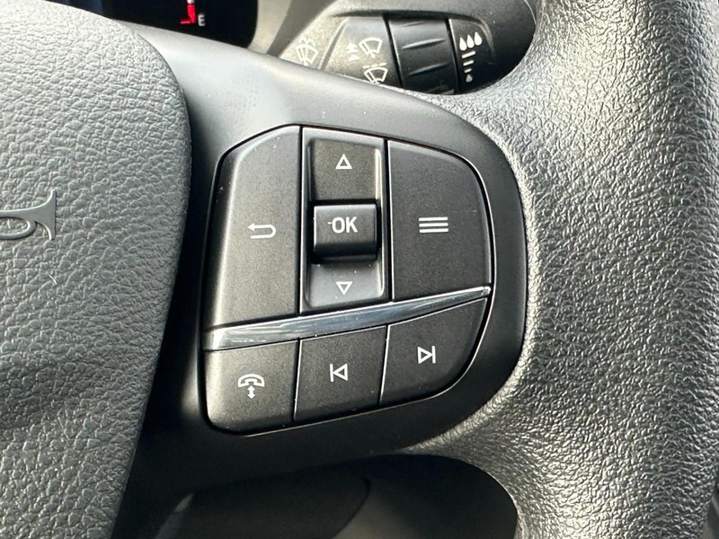 Ford Transit Cargo Van Vehicle Full-screen Gallery Image 12