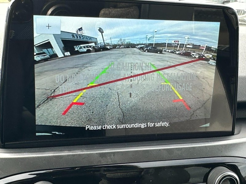 Ford Escape Vehicle Full-screen Gallery Image 14