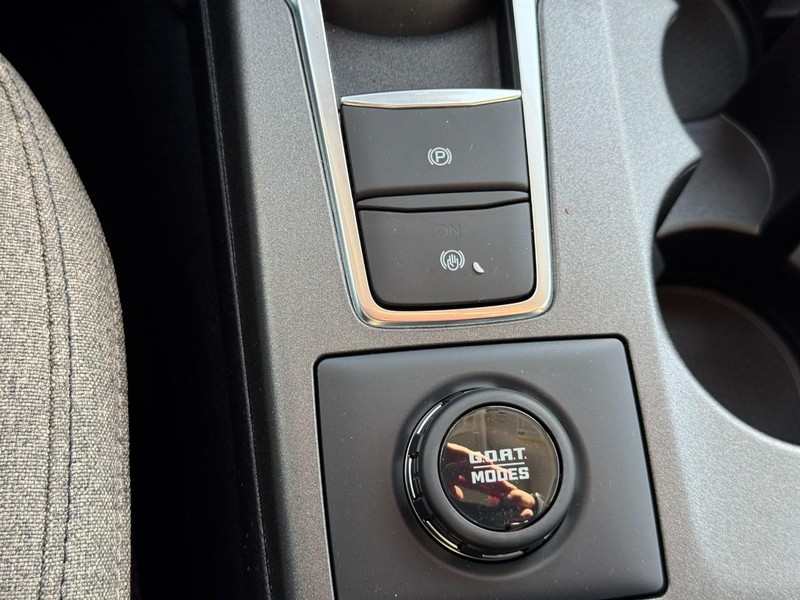 Ford Bronco Sport Vehicle Full-screen Gallery Image 15