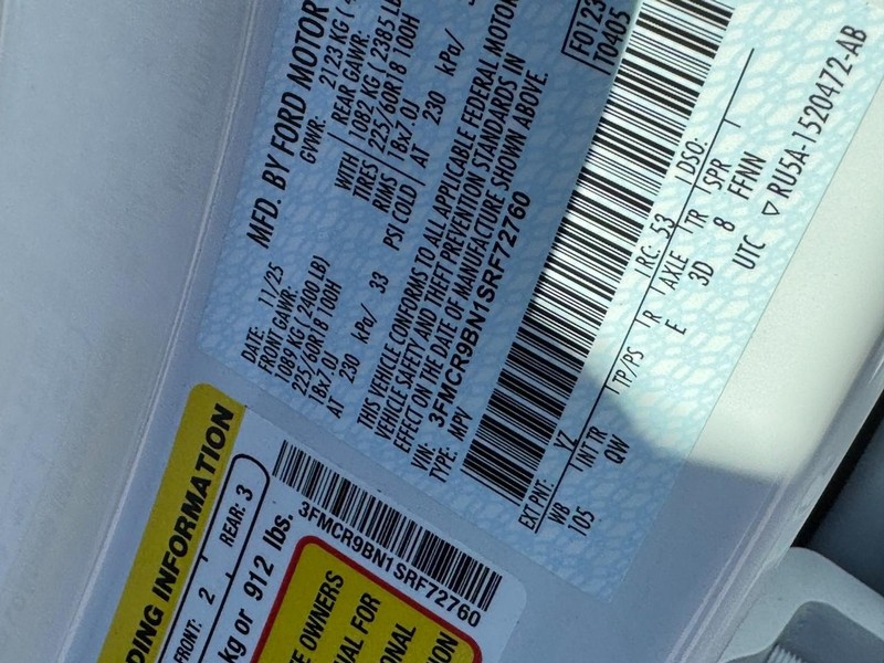 Ford Bronco Sport Vehicle Full-screen Gallery Image 17