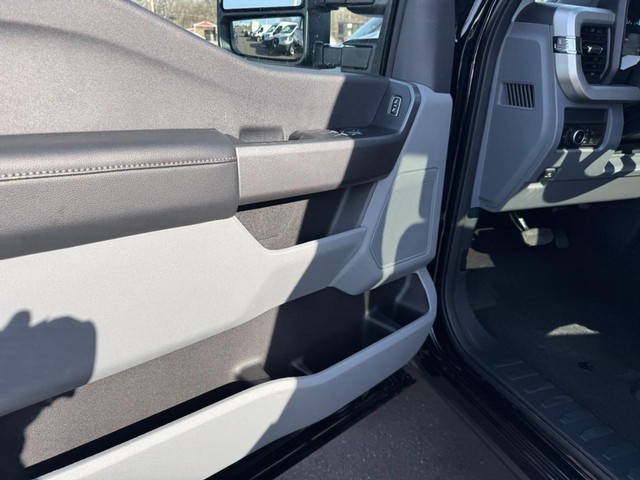 2026 Ford F-350 Super Duty XLT - Photo 7