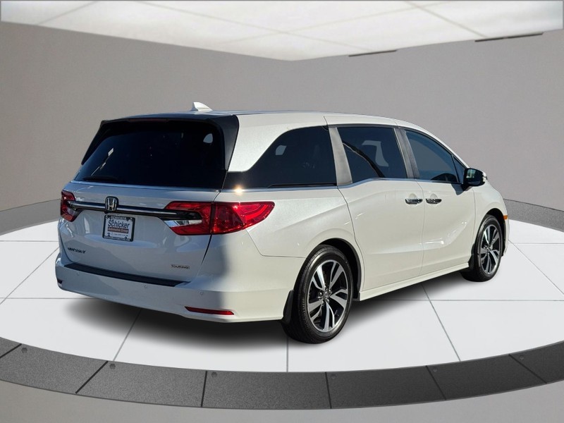 Honda Odyssey Vehicle Full-screen Gallery Image 03