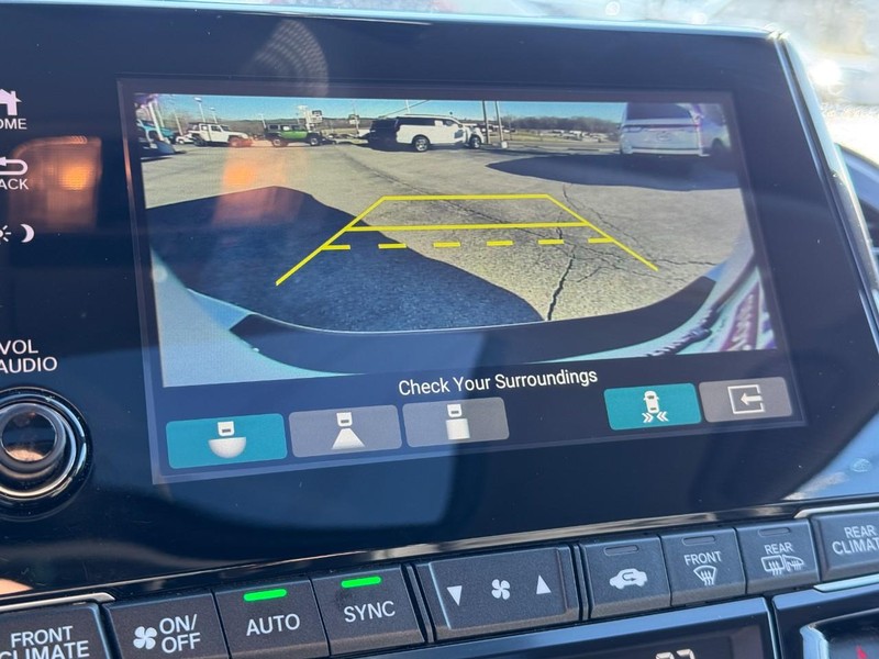 Honda Odyssey Vehicle Full-screen Gallery Image 23